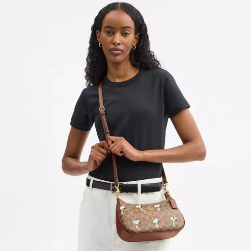 Coach Peanuts Teri Snoopy Shoulder Bag